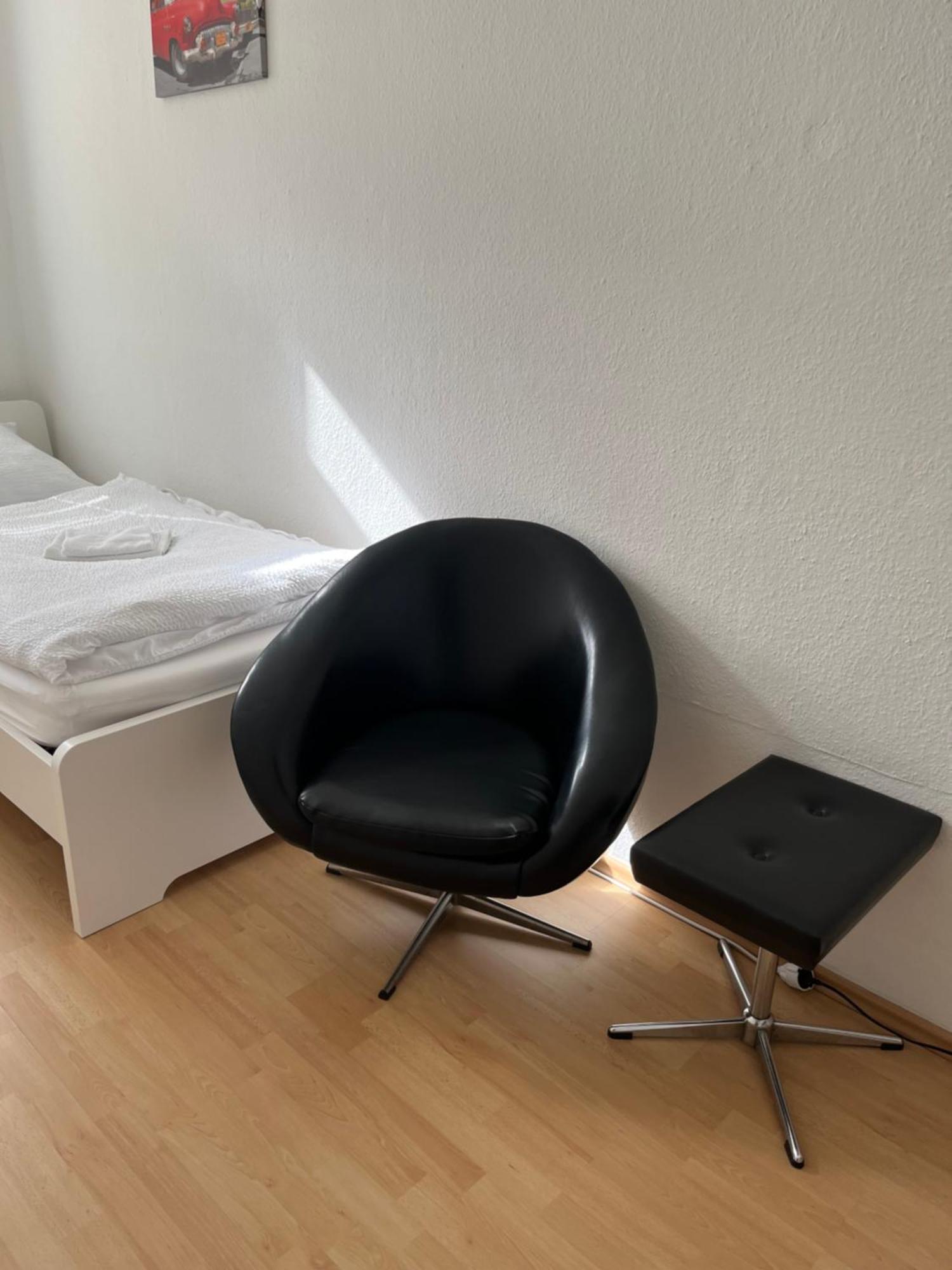 Messe 2 Apartment *